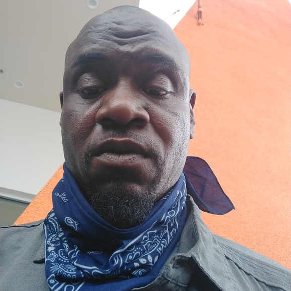 Meet your Posher, Raymond - Picture 1 of 1